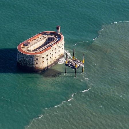 Nuit Insolite Sur Un Voilier Au Coeur De La Rochelle La Rochelle  Exterior photo