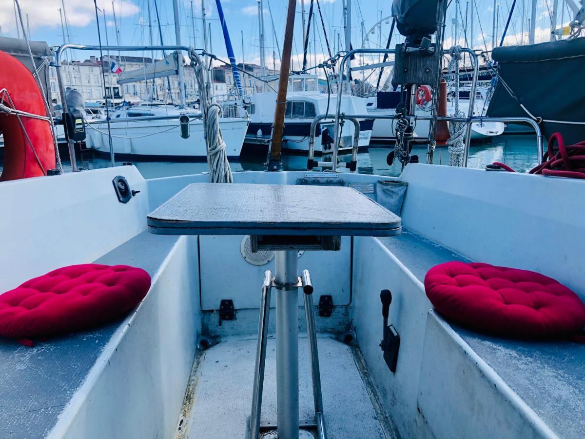 Nuit Insolite Sur Un Voilier Au Coeur De La Rochelle La Rochelle  Exterior photo